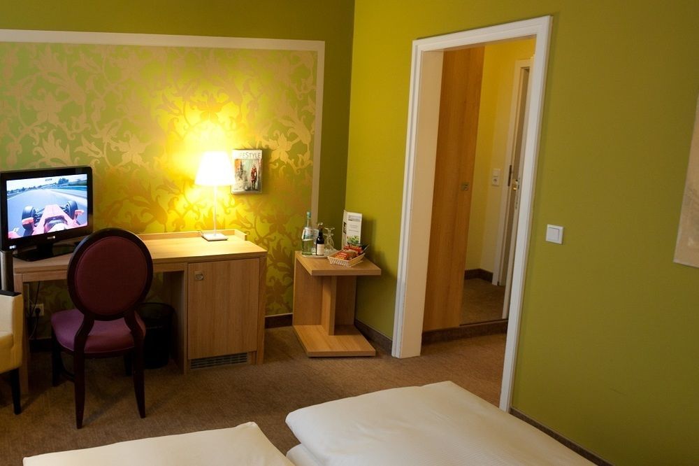 Hotel Schepers Гронау Экстерьер фото